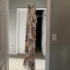 Reformation Kourtney dress size 6. Brand new.